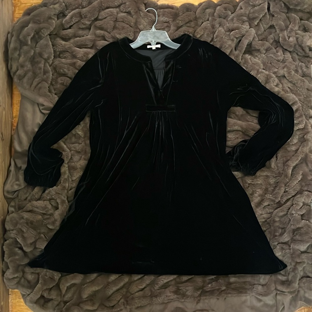 Black velvet dress